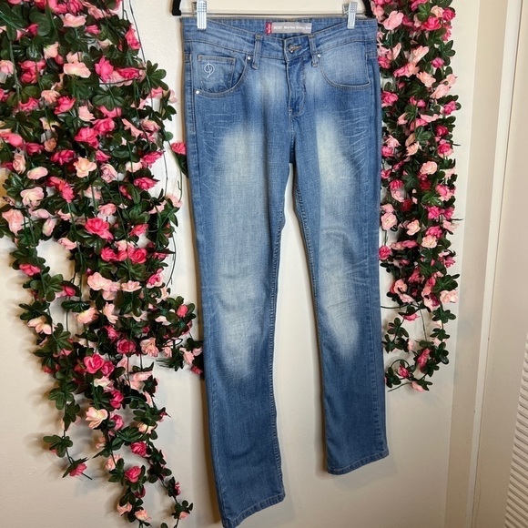 Levi’s 00597 Mid-Rise Light Wash Skinny Bootcut Jeans Womens 10/30 Casual - Picture 2 of 9